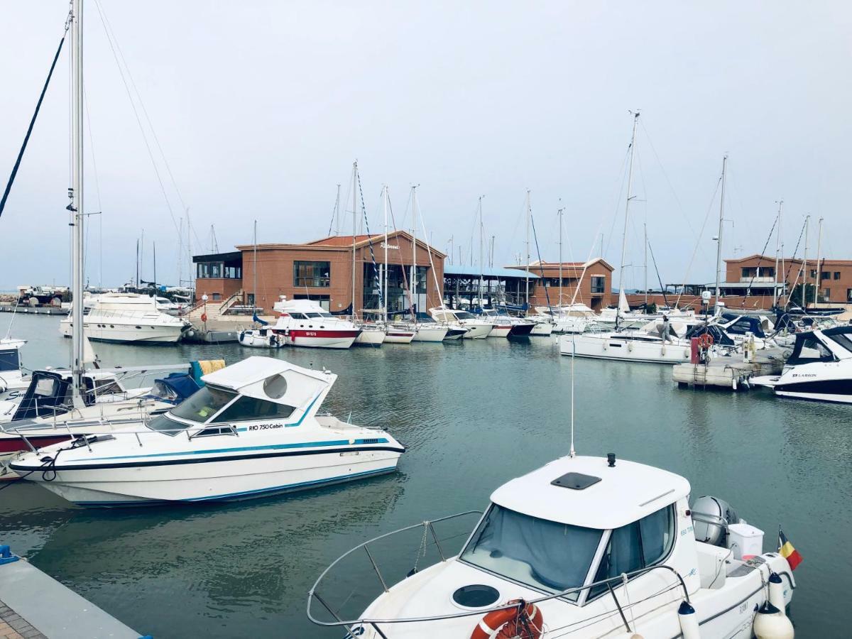 Yacht Suite מרינה די גרוסטו מראה חיצוני תמונה